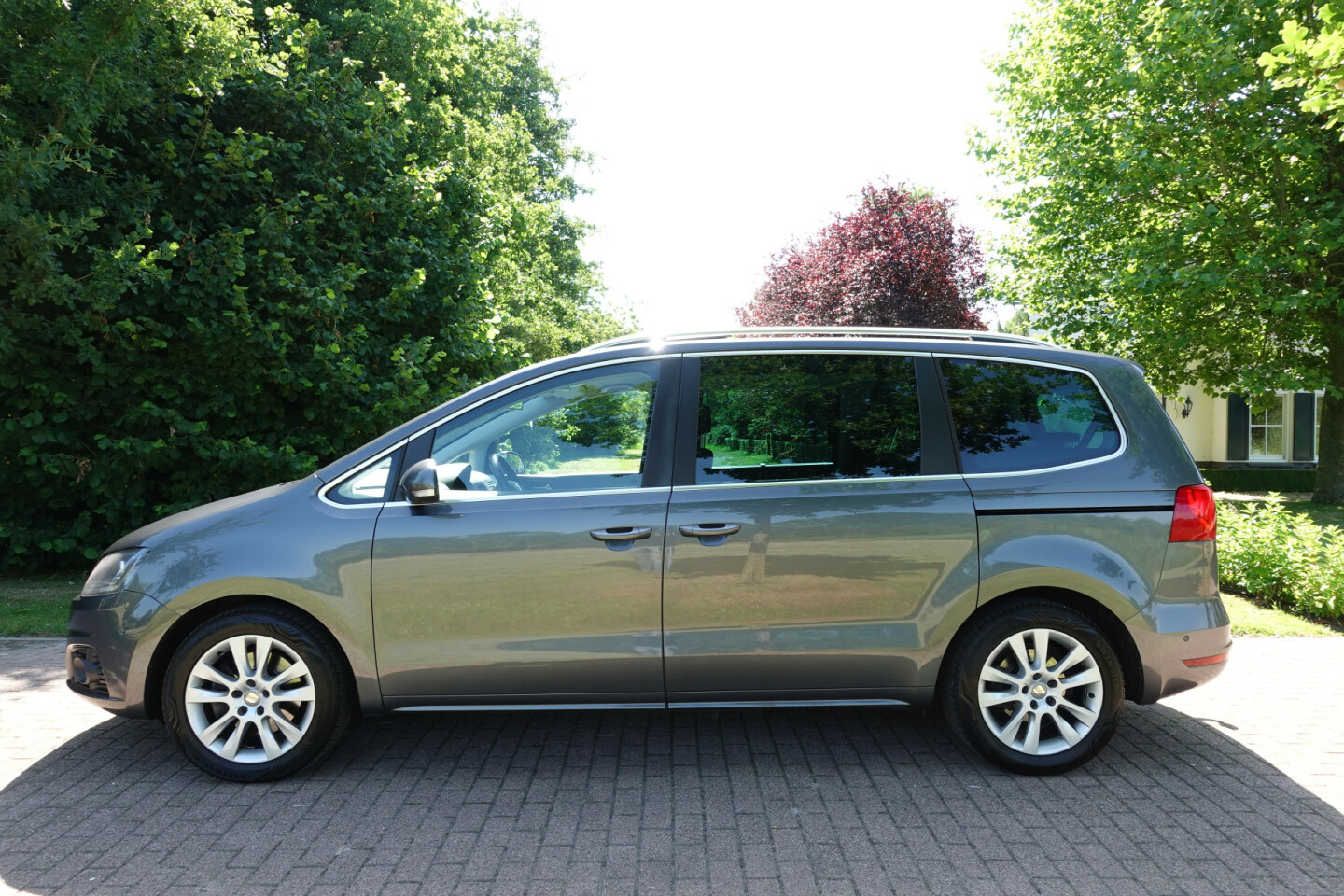 SEAT-Alhambra-8